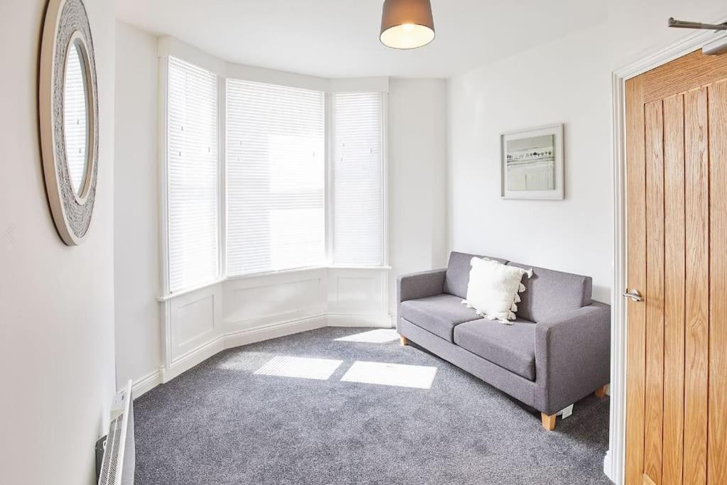 Apt 1 - Queens Court Scarborough Buitenkant foto